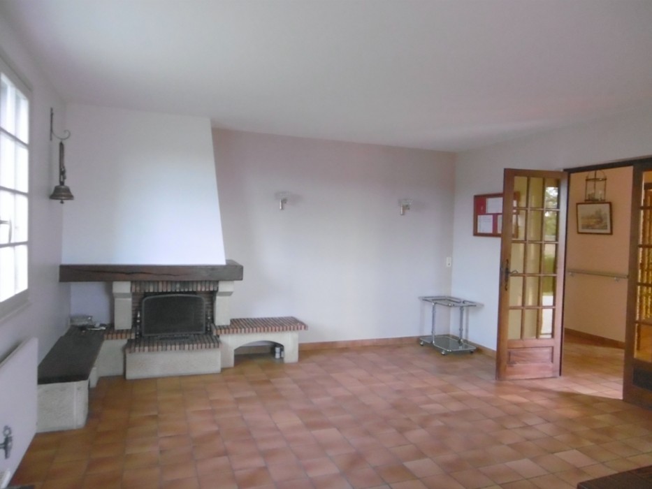 Villa 122 m² - FEILLENS 01570
