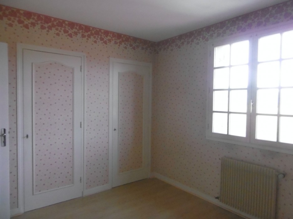 Villa 122 m² - FEILLENS 01570